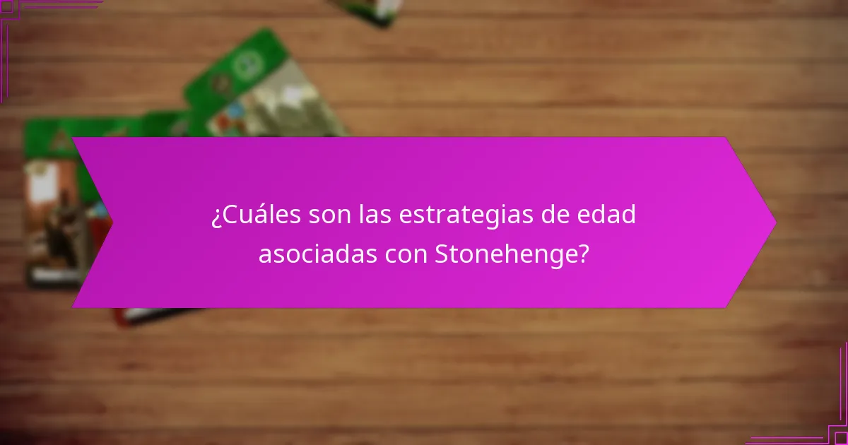 ¿Cuáles son las experiencias de los visitantes relacionadas con Stonehenge?